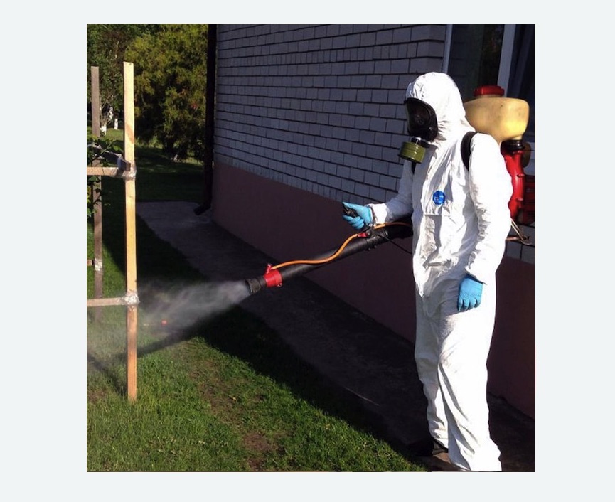 травля клещей на участке в Малоархангельске